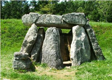 15_dolmen.JPG